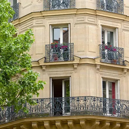 Arc De Triomphe - Premium With Lift For 6 Apartment *